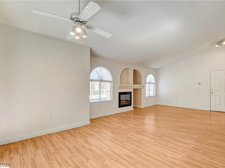7950 W Flamingo Rd #2166 — Photo 6