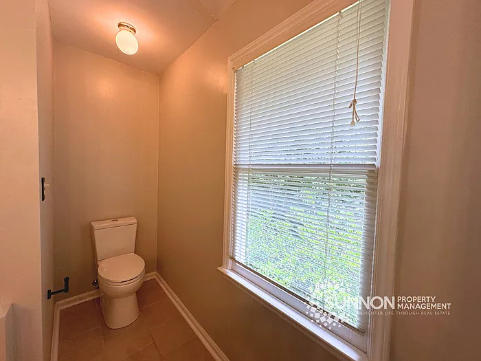 9300 Harris Glen Dr — Photo 23