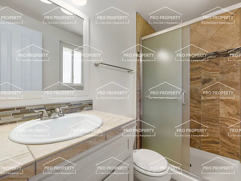 706 W 47th St — Photo 23