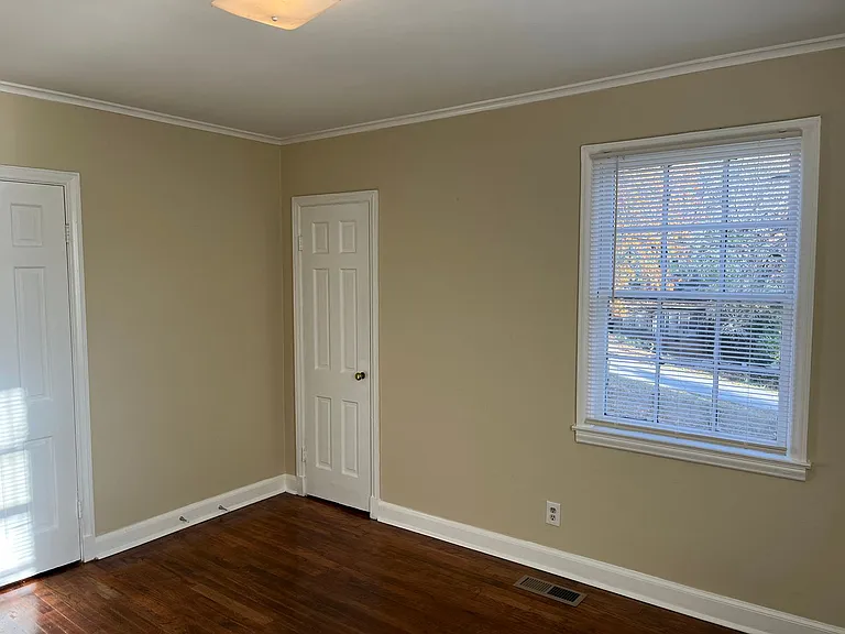 37 Munson Dr — Photo 11