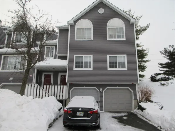 2 Eagle Ridge Way, Nanuet, NY 10954