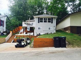 750 Kornoelje Dr NE, Comstock Park, MI 49321