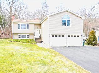 12 Bungay Ter, Seymour, CT 06483