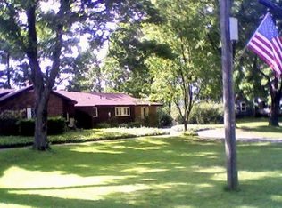 11 S Main St, Sunderland, MA 01375