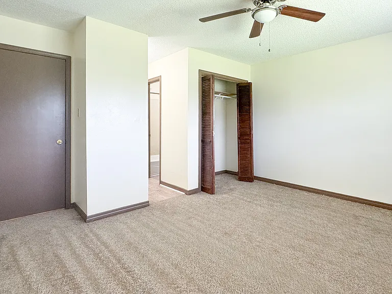 73601 Chapman Dr — Photo 20
