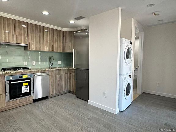 5th image of 13227 41st Road #6C