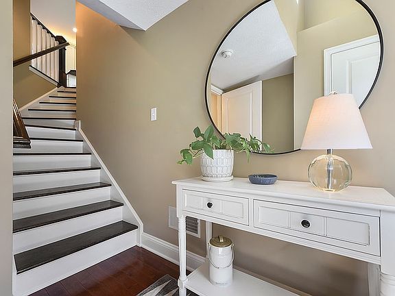 2nd image of 3095 Raintree Dr