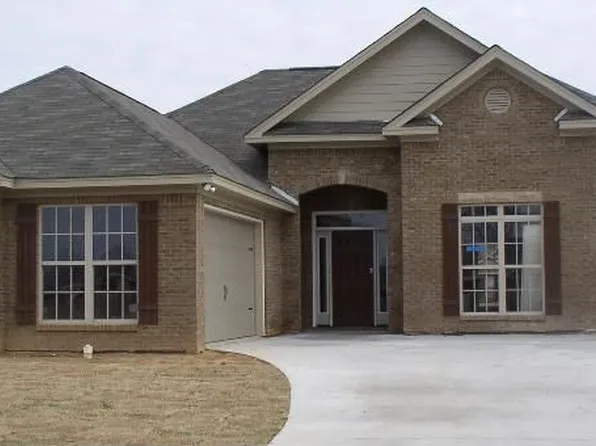 8704 Will Newton Dr, Montgomery, AL 36117