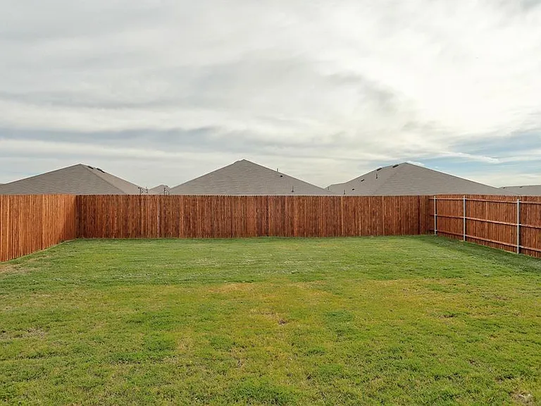6517 Waterfall Ln — Photo 19