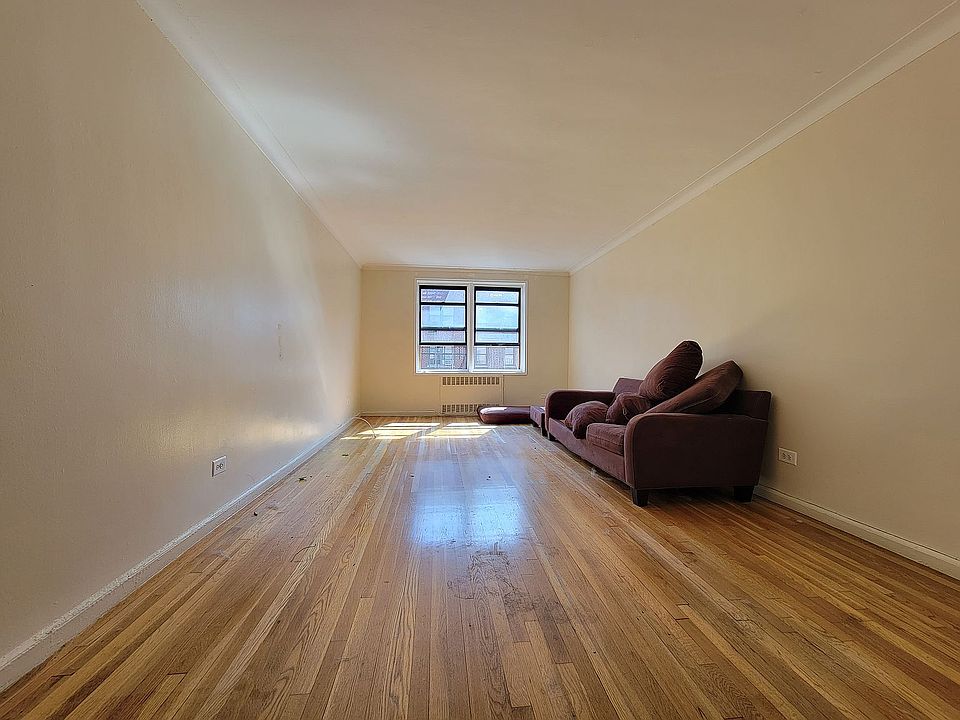 1st image of 520 E 21st St APT 4N