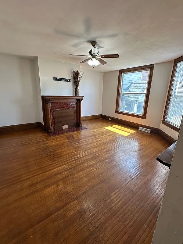 Building Photo - 136 North St #1