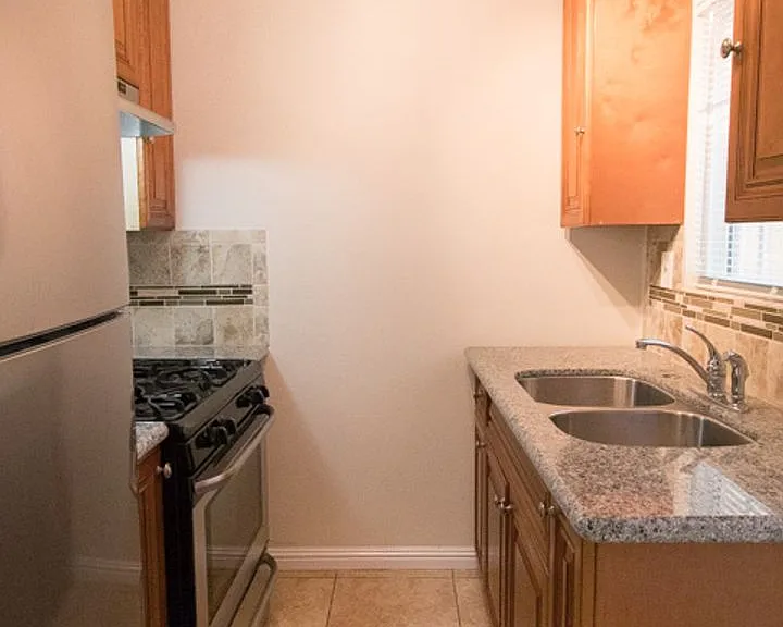 Conveniently Close to the Beach & Bay From This 1 Bed/1 Bath in Mission Beach! — Photo 6