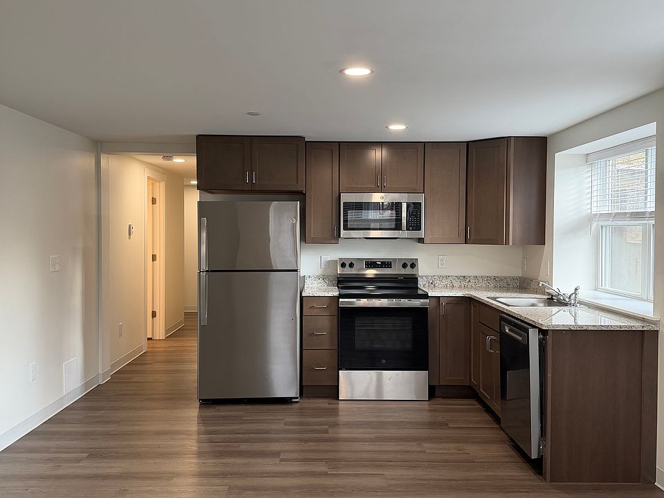 1st image of 1731 Washington St Floor 1