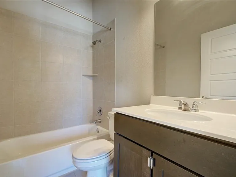 810 Wilson Ranch Pl — Photo 11