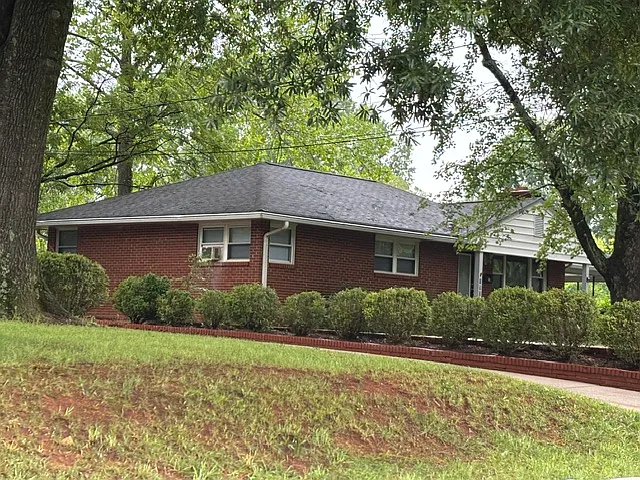 191 Scenic Dr NE — Photo 3