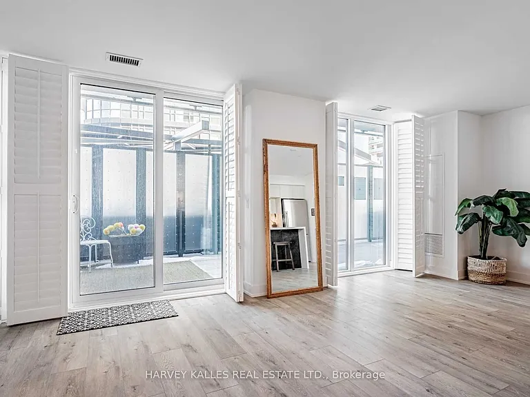 575 Bloor St E #505 — Photo 8