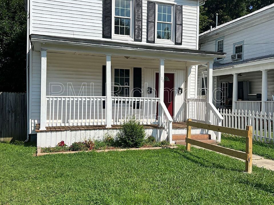 1st image of 104 Lee Ave #A