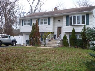 78 Brookwood Pkwy, Jackson, NJ 08527