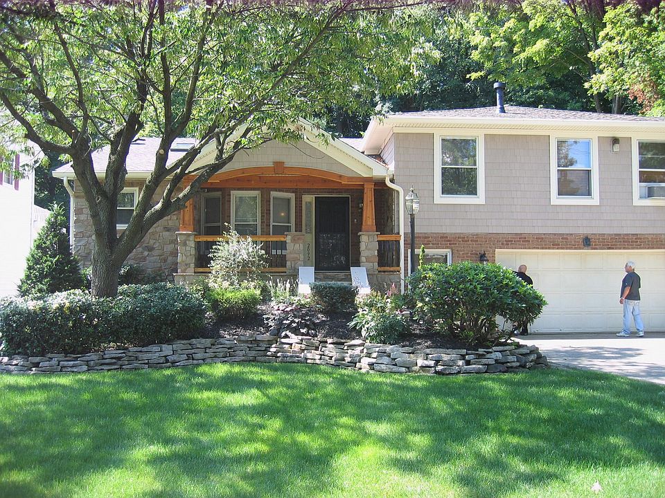1st image of 2092 Wedgewood Dr