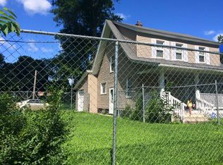 2021 High St, South Bend, IN 46613