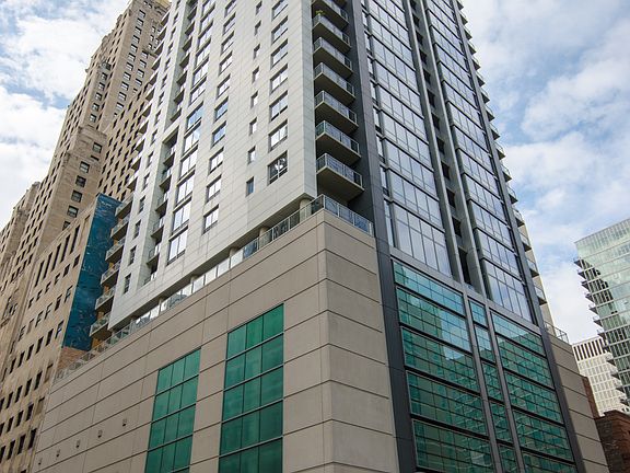 3rd image of 160 E Illinois St APT 1106