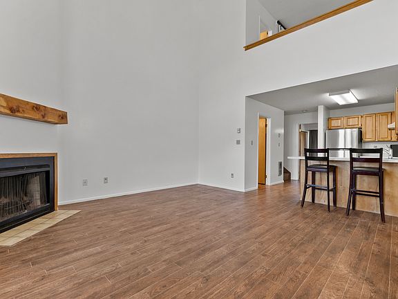 4th image of 3615 N Wolf Lodge Dr Suite 309