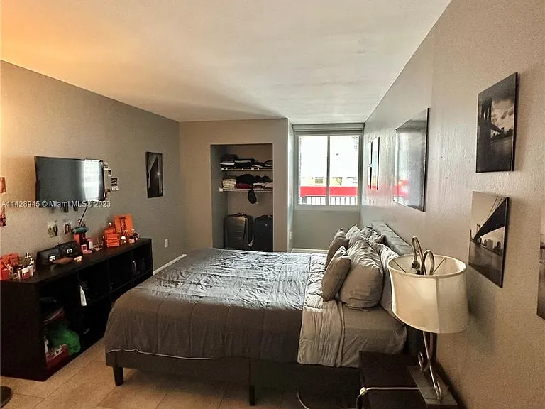 800 N Miami Ave #1406E — Photo 13