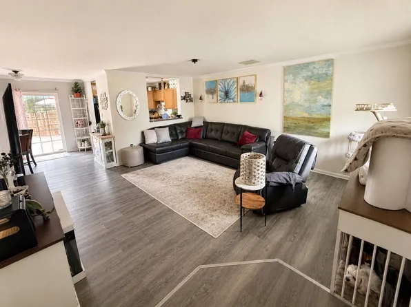 11449 Herefordshire Way, Germantown, MD 20876