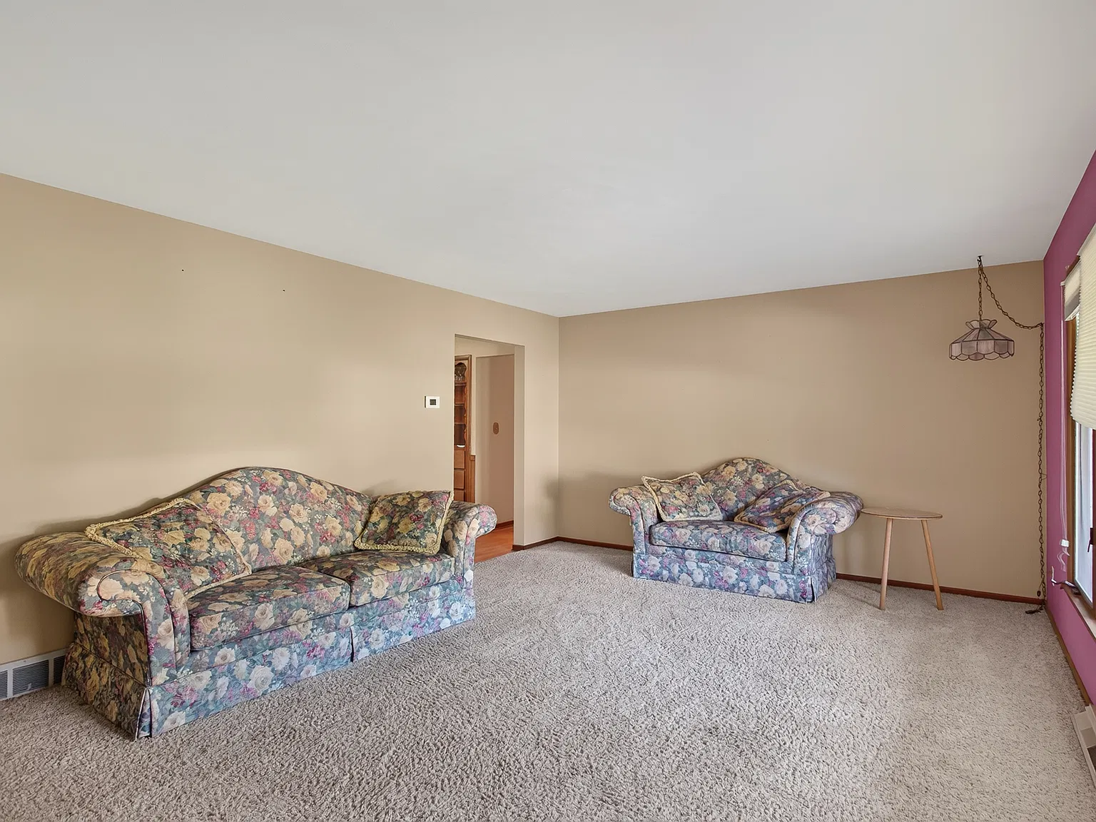 4 bed, 1408 sqft, $2,750 — Photo 4