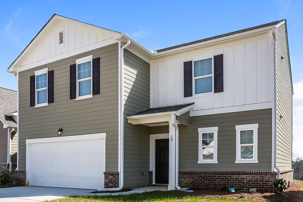 4 bed, 2.5 bath, 2279 sqft, $2,015 — Photo 4