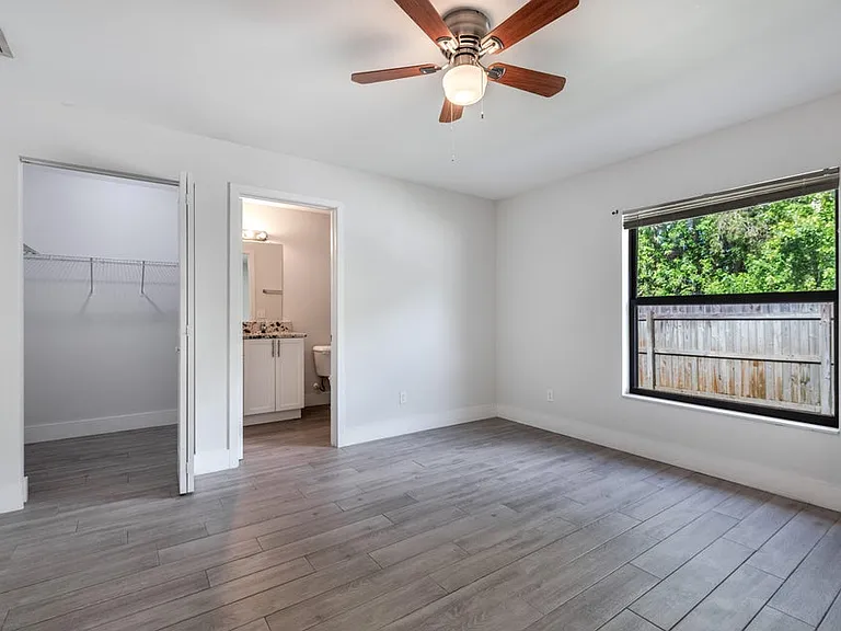4743 Myla Ln — Photo 12
