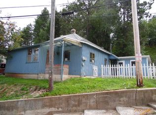 613 W McClellan St, Lead, SD 57754