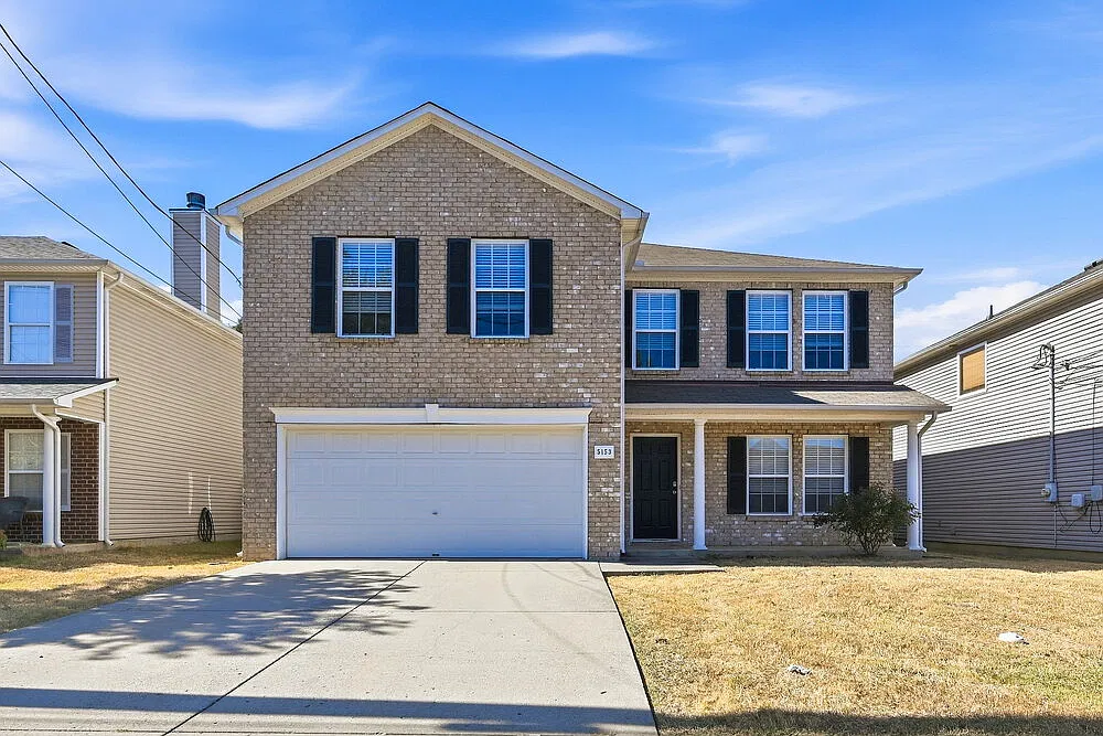 4 bed, 2.5 bath, 2124 sqft, $2,470 — Photo 1