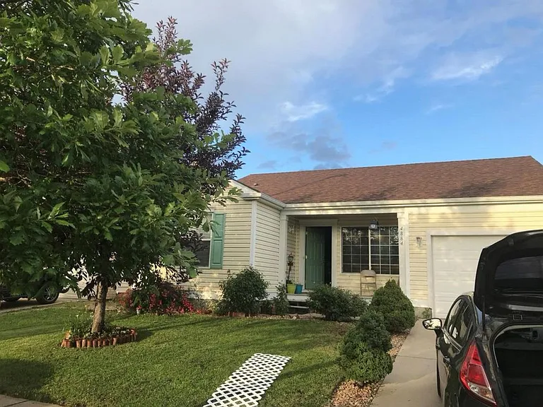4884 Jasper Ct — Photo 1