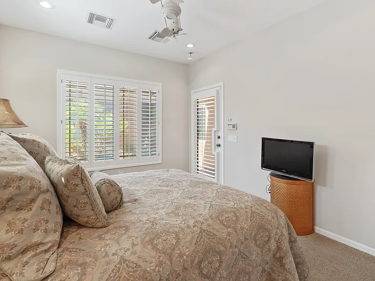 10 Chatmoss Rd — Photo 25