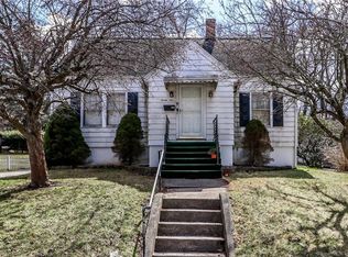 25 Overlook Ave, Waterbury, CT 06708