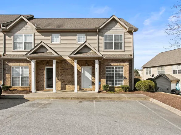215 Ashby Dr, Greenville, SC 29609