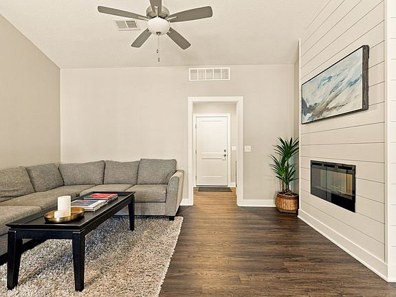 4th image of 109 Beacon Harbor Cir #0