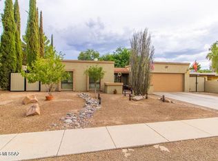 7410 E La Cienega Dr, Tucson, AZ 85715