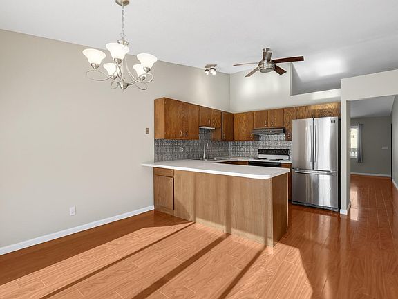 2nd image of 328 River Woods Ln