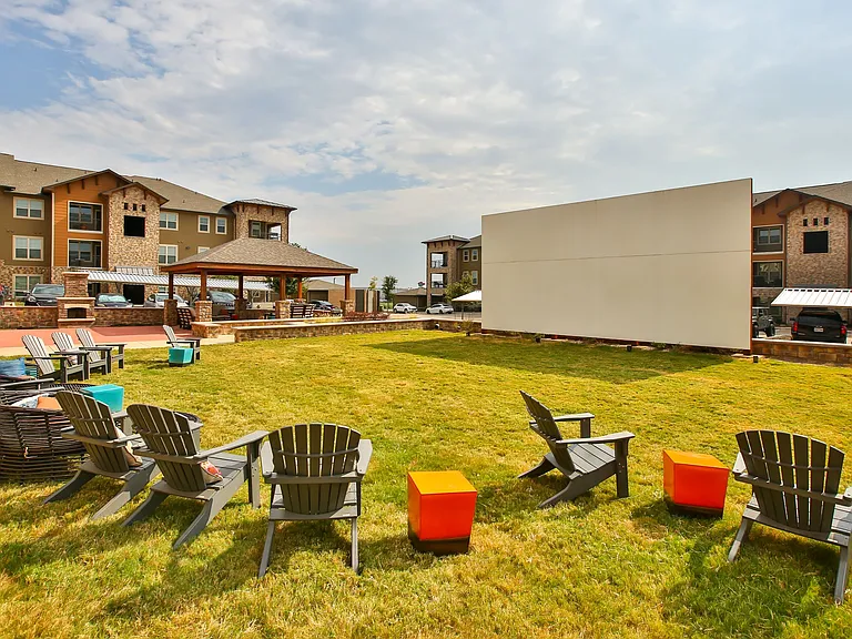 Outdoor Lawn