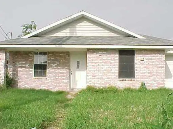 7930 Trout St, New Orleans, LA 70126