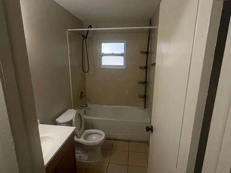 3771 Belmont St — Photo 9