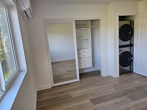 Large Master bedroom, closet with built in and laundry closet