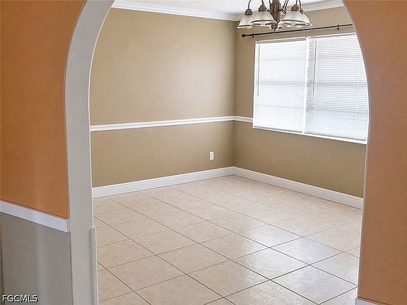 3rd image of 1591 Sunkist Way