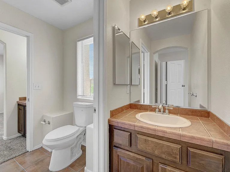 3952 Badgerbrook St — Photo 40