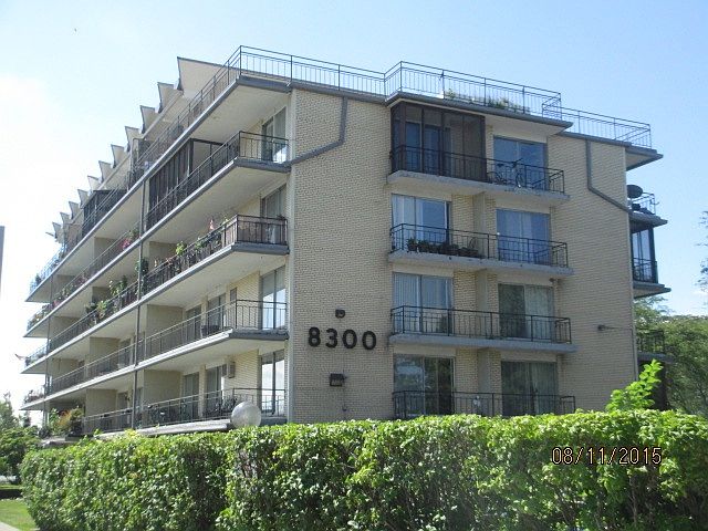 1st image of 8300 E Jefferson Ave APT 501