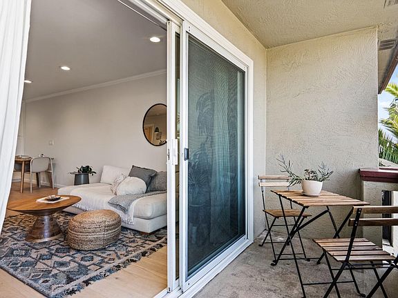 4th image of 127 Bayo Vista Avenue #309