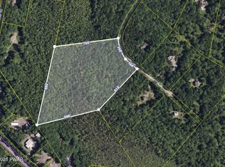 Eastwood Dr, Shohola, PA 18458