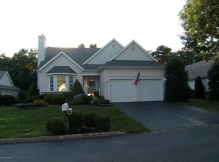 44 Oakmont Rd, Lakewood, NJ 08701
